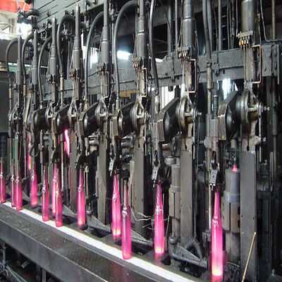 شراء خط إنتاج الزجاجات 40TPD مع آلة تشكيل 380V online manufacture